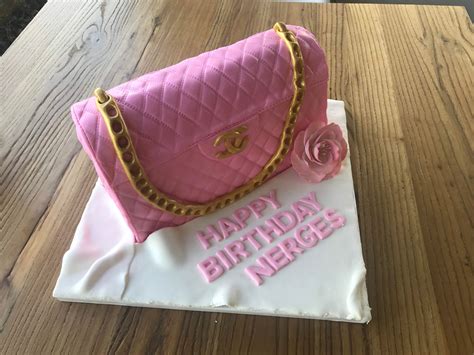 pink chanel purse cake|small pink chanel purse.